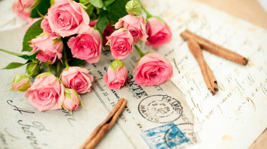 Pink Roses Bouquet And A Letter Wallpaper